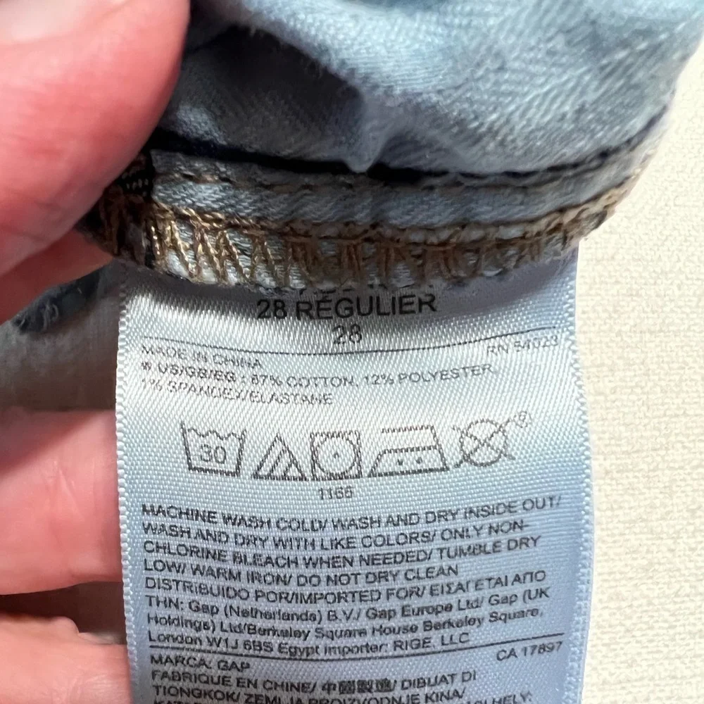 GAP **NWOT** JEANS SZ.6 STRAIGHT LEG